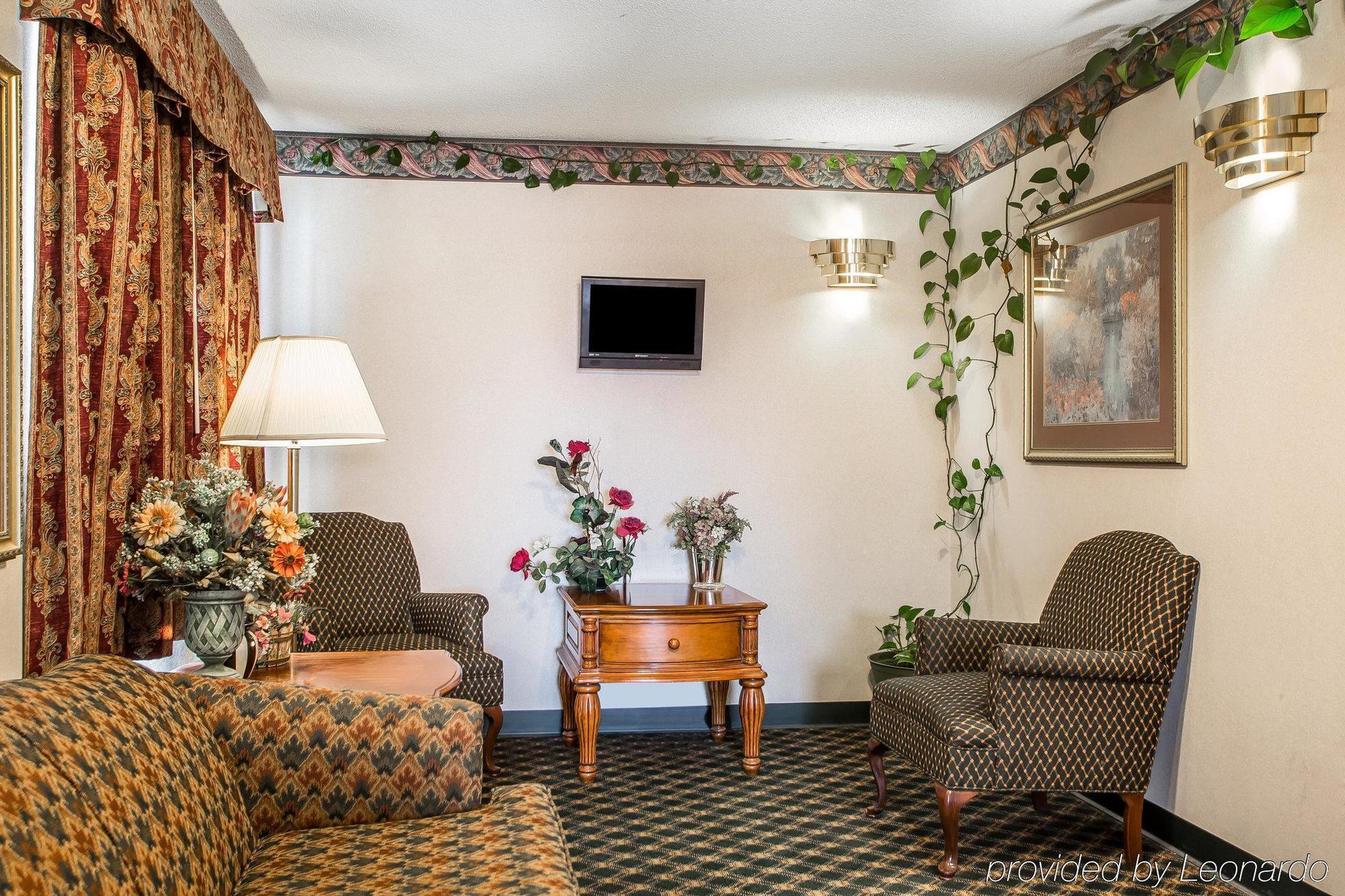 Rodeway Inn Montpelier Exterior photo