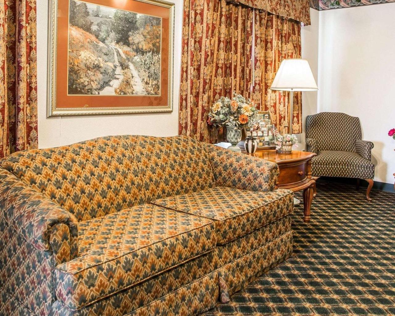 Rodeway Inn Montpelier Exterior photo